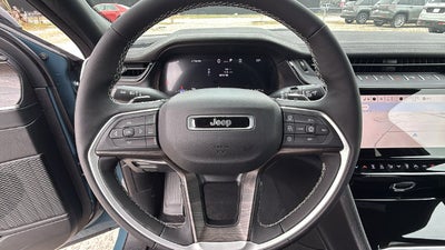 2027 Jeep Grand Cherokee GRAND CHEROKEE LIMITED 4X2