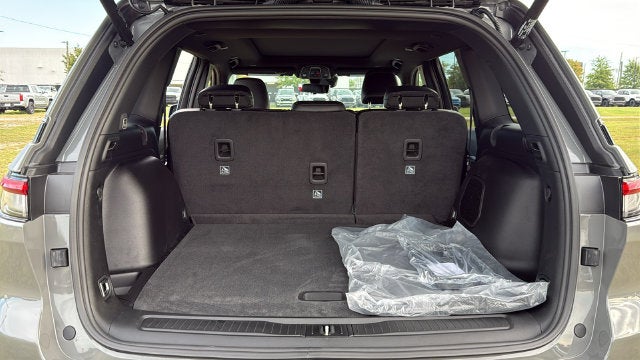 2027 Jeep Grand Cherokee GRAND CHEROKEE LIMITED 4X2