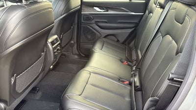2027 Jeep Grand Cherokee GRAND CHEROKEE LIMITED 4X2