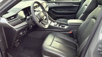 2027 Jeep Grand Cherokee GRAND CHEROKEE LIMITED 4X2