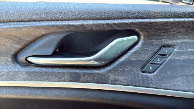 2027 Jeep Grand Cherokee GRAND CHEROKEE LIMITED 4X2