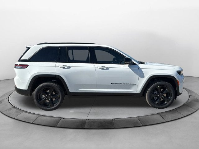 2027 Jeep Grand Cherokee GRAND CHEROKEE LIMITED 4X2