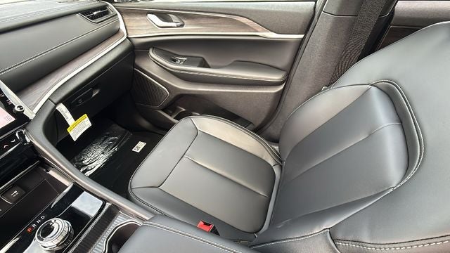 2026 Jeep Grand Cherokee GRAND CHEROKEE LIMITED 4X2