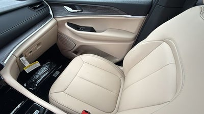 2026 Jeep Grand Cherokee GRAND CHEROKEE LIMITED 4X2