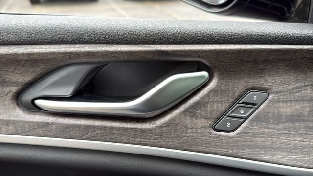 2027 Jeep Grand Cherokee GRAND CHEROKEE LIMITED 4X2
