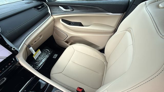 2026 Jeep Grand Cherokee GRAND CHEROKEE LIMITED 4X2