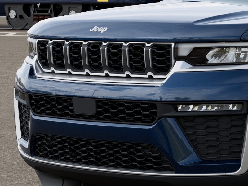 2027 Jeep Grand Cherokee GRAND CHEROKEE LIMITED 4X2