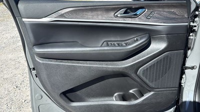 2027 Jeep Grand Cherokee GRAND CHEROKEE LIMITED 4X2