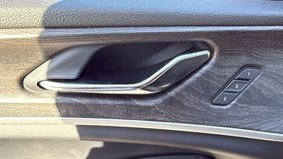 2027 Jeep Grand Cherokee GRAND CHEROKEE LIMITED 4X2