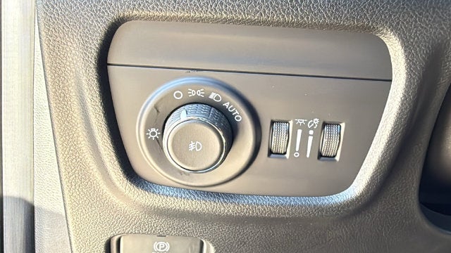 2027 Jeep Grand Cherokee GRAND CHEROKEE LIMITED 4X2