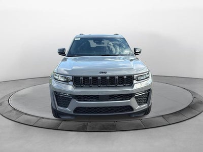 2027 Jeep Grand Cherokee GRAND CHEROKEE LIMITED 4X2