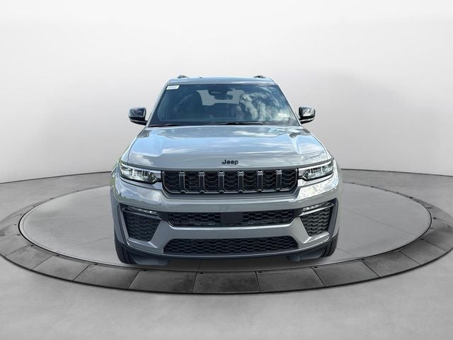 2027 Jeep Grand Cherokee GRAND CHEROKEE LIMITED 4X2