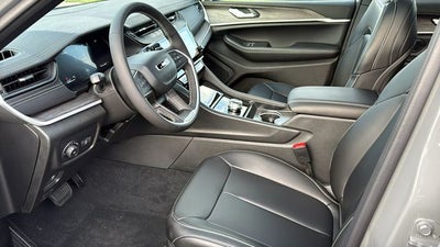 2027 Jeep Grand Cherokee GRAND CHEROKEE LIMITED 4X2