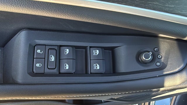2027 Jeep Grand Cherokee GRAND CHEROKEE LIMITED 4X2