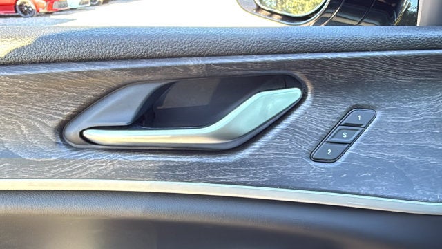 2027 Jeep Grand Cherokee GRAND CHEROKEE LIMITED 4X2