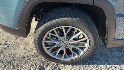 2027 Jeep Grand Cherokee GRAND CHEROKEE LIMITED 4X2