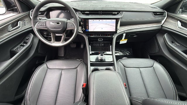 2027 Jeep Grand Cherokee GRAND CHEROKEE LIMITED 4X2