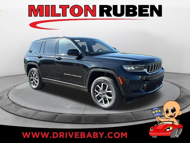 2027 Jeep Grand Cherokee GRAND CHEROKEE LAREDO X 4X4