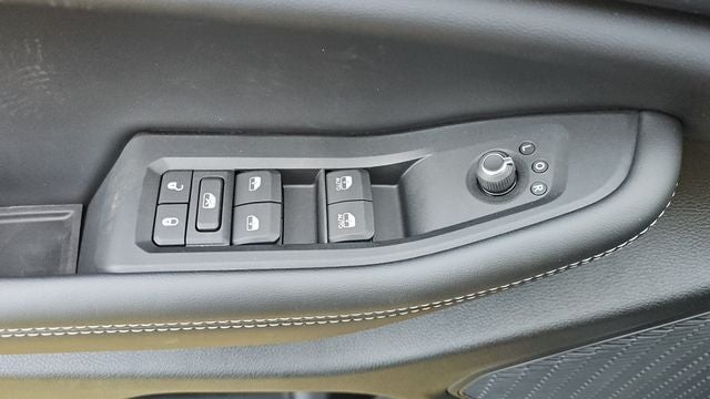 2027 Jeep Grand Cherokee Laredo
