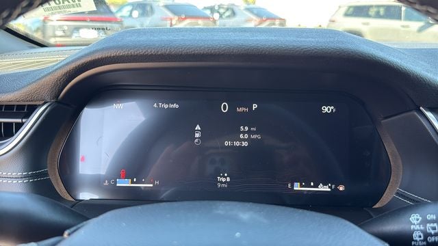 2027 Jeep Grand Cherokee GRAND CHEROKEE LAREDO X 4X4