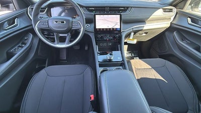 2027 Jeep Grand Cherokee GRAND CHEROKEE LAREDO X 4X4