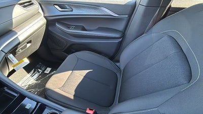 2027 Jeep Grand Cherokee GRAND CHEROKEE LAREDO X 4X4