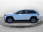 2027 Jeep Grand Cherokee GRAND CHEROKEE LAREDO X 4X4