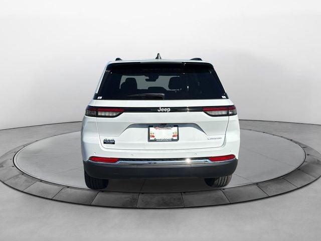 2027 Jeep Grand Cherokee GRAND CHEROKEE LAREDO X 4X4
