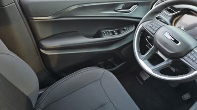 2027 Jeep Grand Cherokee Laredo X