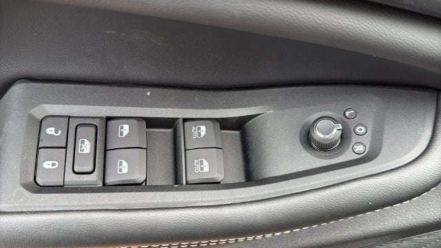 2027 Jeep Grand Cherokee GRAND CHEROKEE LAREDO 4X4