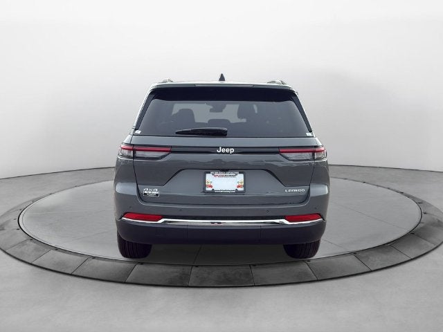 2027 Jeep Grand Cherokee GRAND CHEROKEE LAREDO 4X4