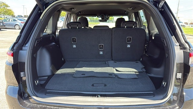 2025 Jeep Grand Cherokee GRAND CHEROKEE LAREDO 4X4