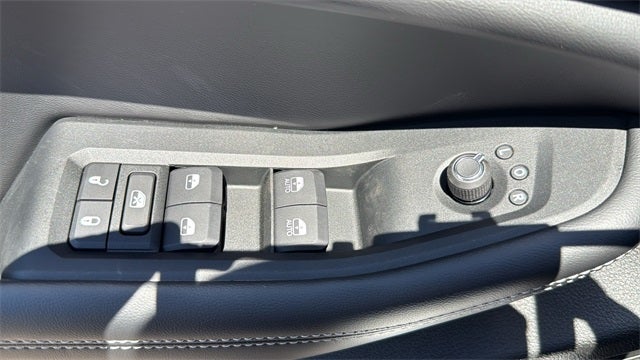 2025 Jeep Grand Cherokee GRAND CHEROKEE LAREDO 4X4