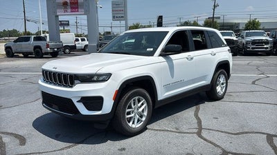 2026 Jeep Grand Cherokee GRAND CHEROKEE LAREDO X 4X4
