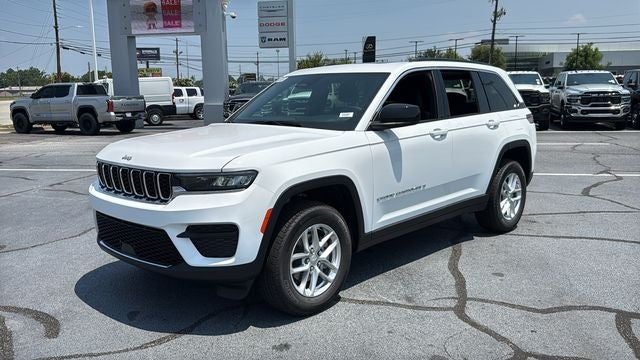2026 Jeep Grand Cherokee GRAND CHEROKEE LAREDO X 4X4