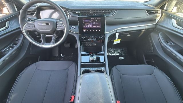 2026 Jeep Grand Cherokee GRAND CHEROKEE LAREDO X 4X4