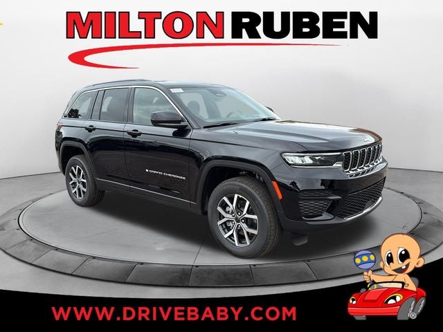 2027 Jeep Grand Cherokee GRAND CHEROKEE LAREDO 4X4