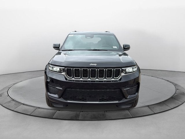2027 Jeep Grand Cherokee GRAND CHEROKEE LAREDO 4X4
