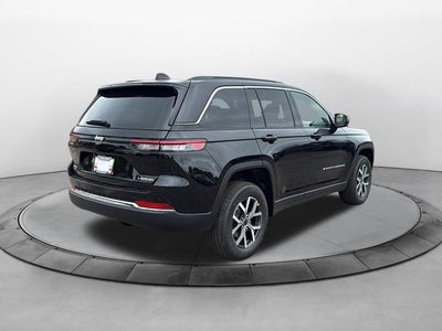 2027 Jeep Grand Cherokee GRAND CHEROKEE LAREDO 4X4