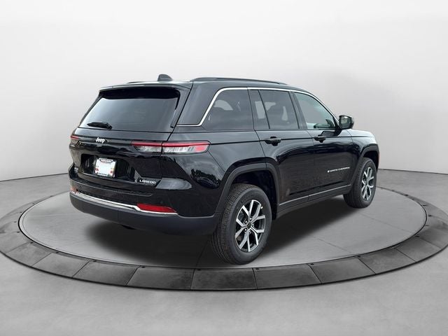 2027 Jeep Grand Cherokee GRAND CHEROKEE LAREDO 4X4