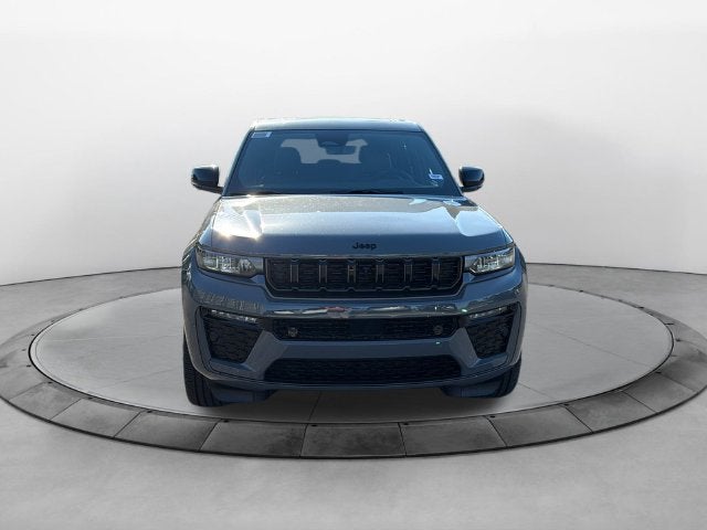 2027 Jeep Grand Cherokee GRAND CHEROKEE LIMITED RESERVE 4X4