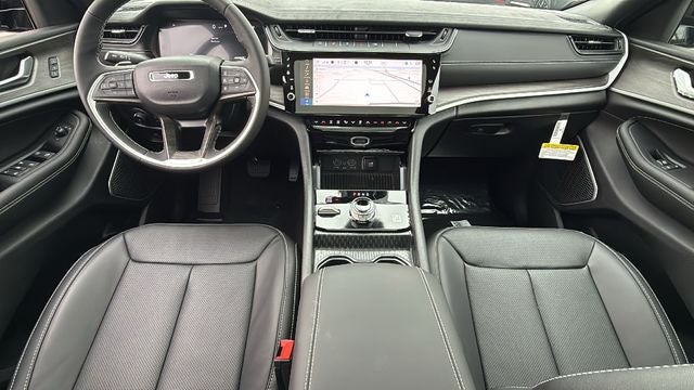 2027 Jeep Grand Cherokee GRAND CHEROKEE LIMITED RESERVE 4X4