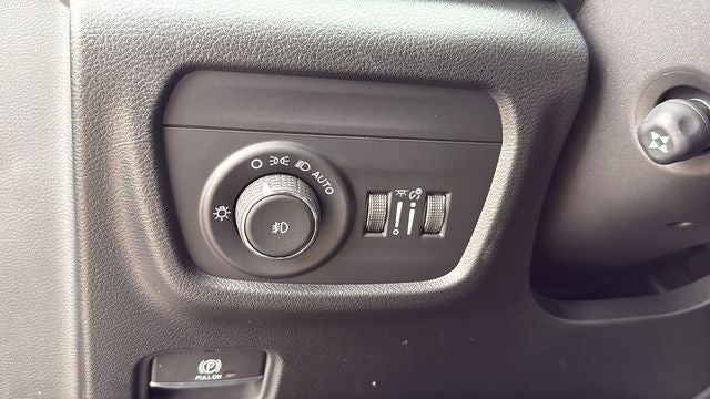 2027 Jeep Grand Cherokee GRAND CHEROKEE LIMITED RESERVE 4X4
