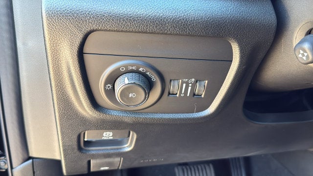 2027 Jeep Grand Cherokee GRAND CHEROKEE LIMITED RESERVE 4X4