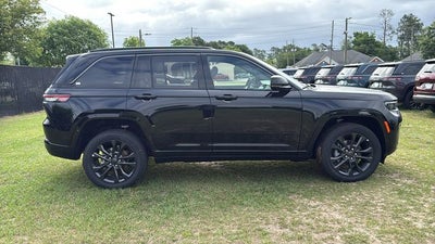 2026 Jeep Grand Cherokee GRAND CHEROKEE LIMITED RESERVE 4X4