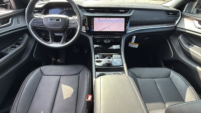 2027 Jeep Grand Cherokee GRAND CHEROKEE LIMITED RESERVE 4X4