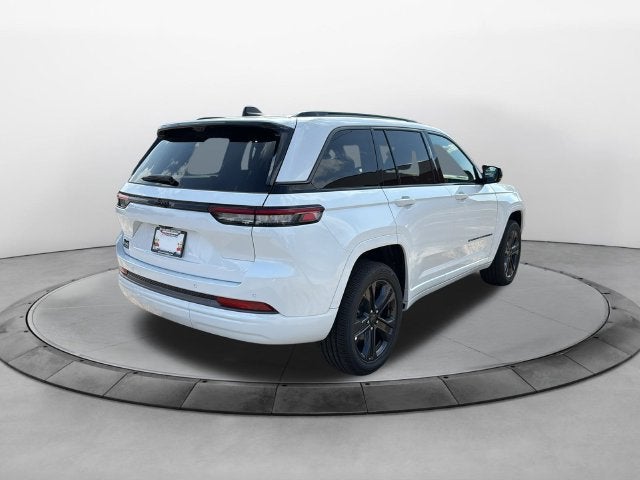 2027 Jeep Grand Cherokee GRAND CHEROKEE LIMITED RESERVE 4X4