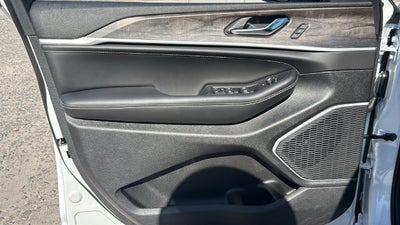 2027 Jeep Grand Cherokee GRAND CHEROKEE LIMITED RESERVE 4X4