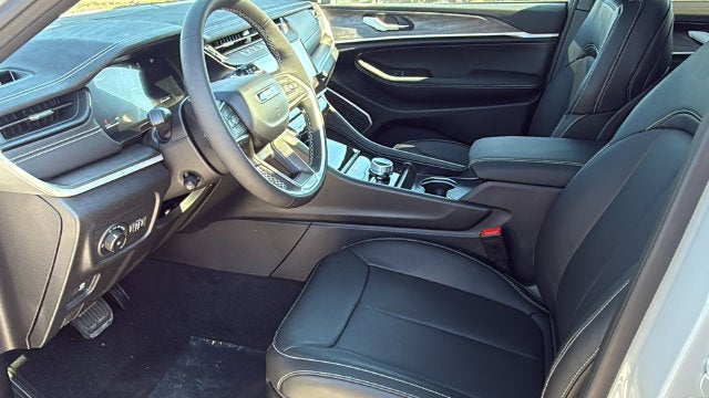 2027 Jeep Grand Cherokee GRAND CHEROKEE LIMITED RESERVE 4X4