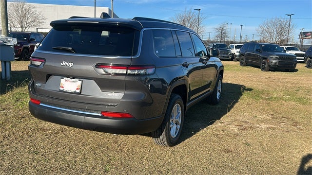 2025 Jeep Grand Cherokee GRAND CHEROKEE L LAREDO X 4X2